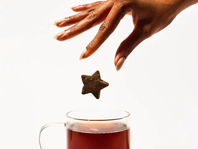 She Got the Idea in a Bathtub — Turned It Into $20M/Year Dissolvable Tea Drops